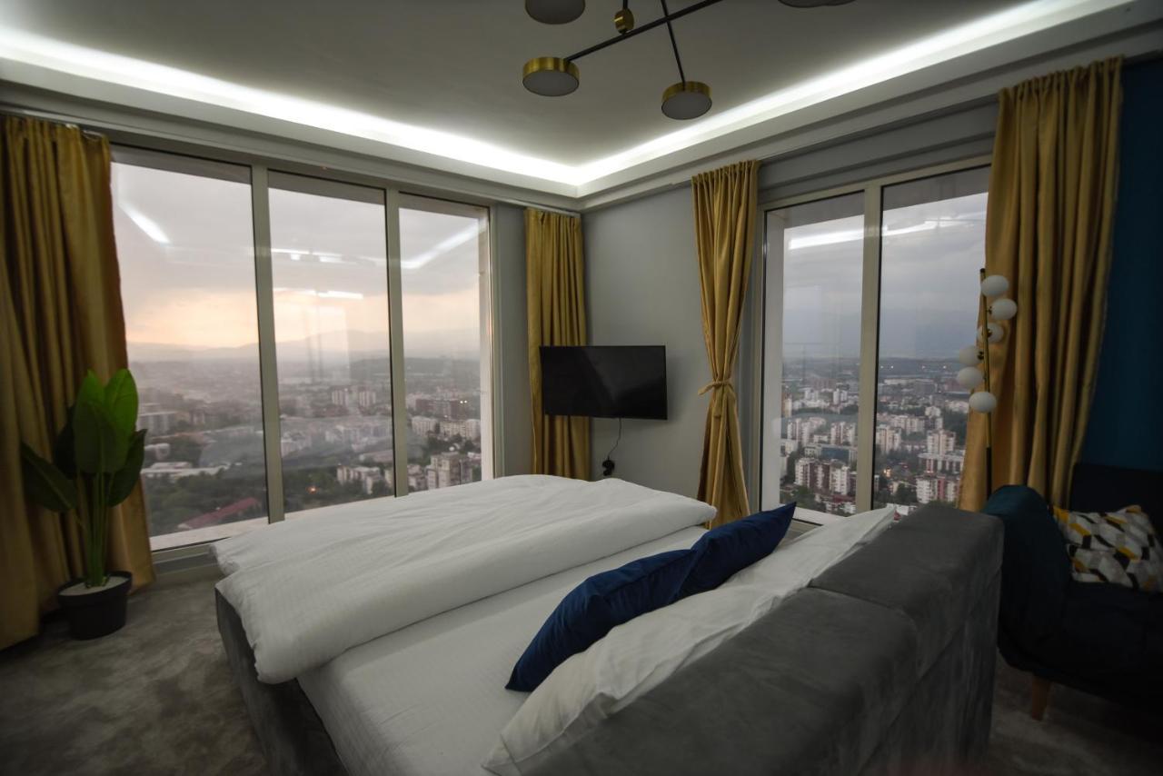 Sky Deluxe Fitness & Spa Скопье Экстерьер фото